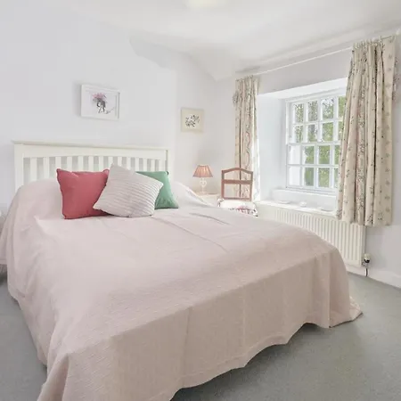 4 Bed In Sz434 Holiday home *